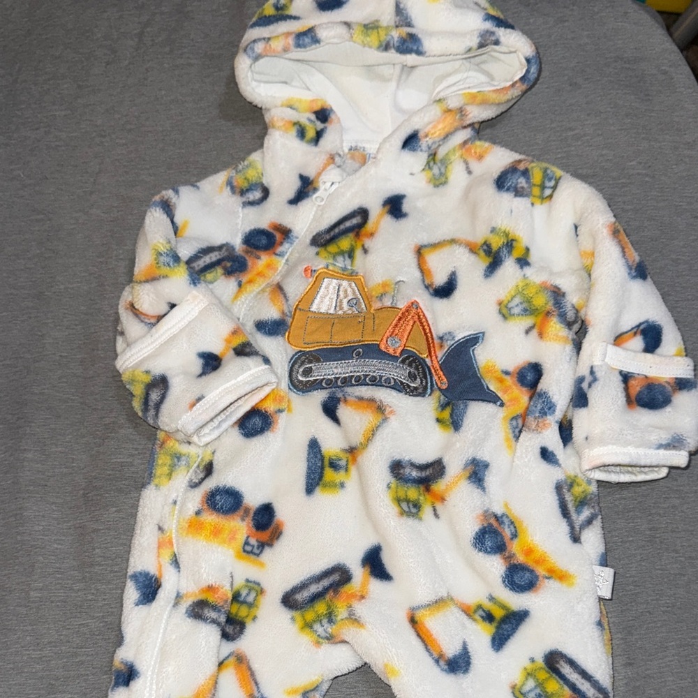 💥10 items for $10💥Cozy Construction Print Hooded One-Piece - White/Blue/Yellow